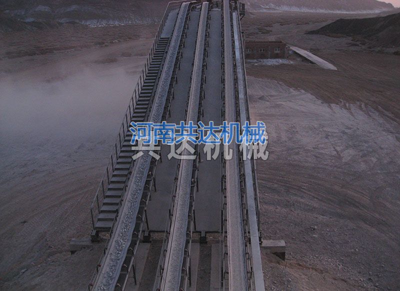 公司承建的礦石破碎、篩分、輸送生產(chǎn)線